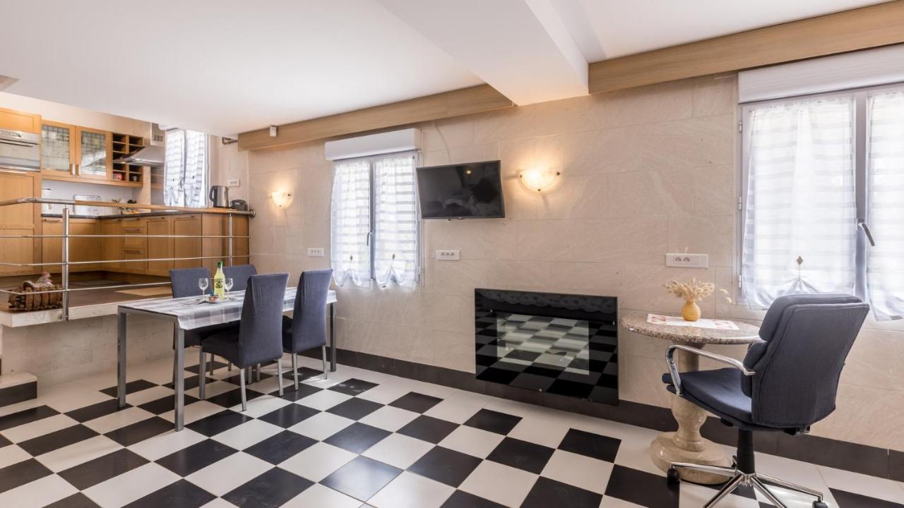 Apartments Katarina Trogir Extérieur photo